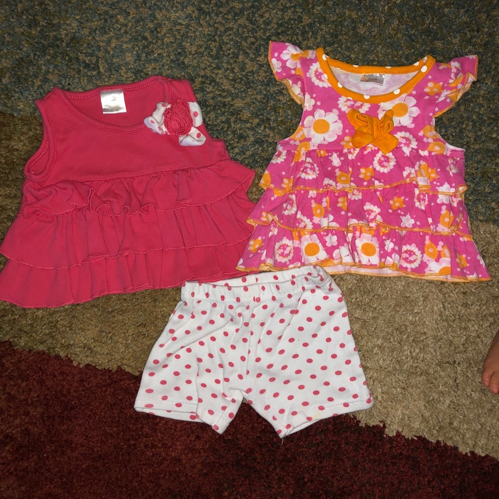 Cutie Pie babygirls 3-6 month matching set